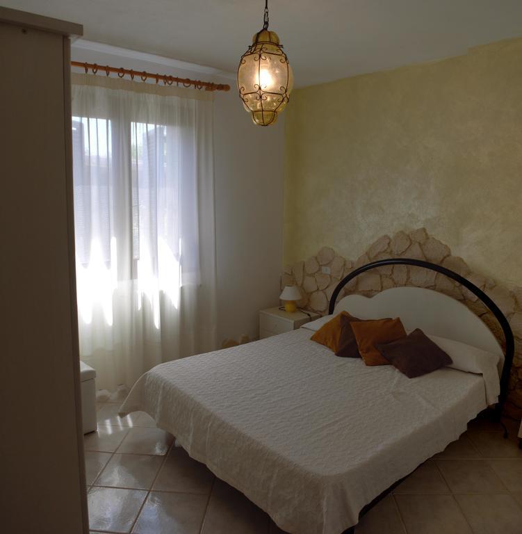 B&B Gianni E Pia Luogosanto Extérieur photo